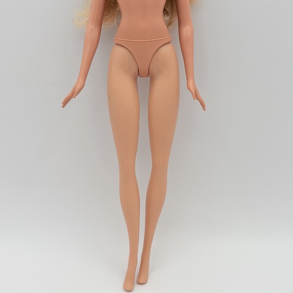 2000s Y2K Barbie Fashion Fever Doll Nude Doll Only Blonde Hair Blue Eyes - Picture 3 of 8